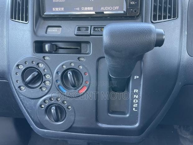 Toyota TownAce 2019 Silver - thumbnail 11