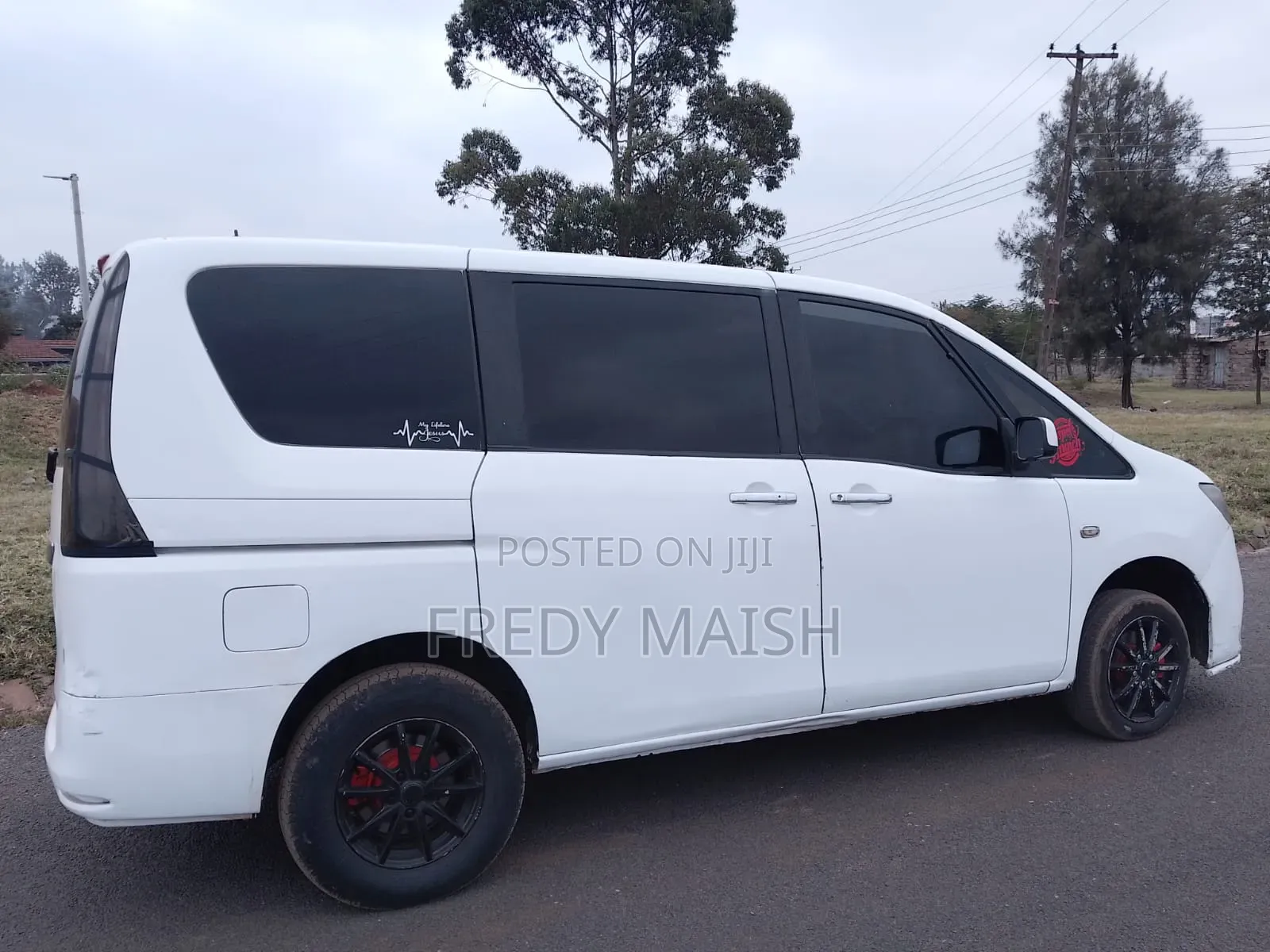 Nissan Serena 2011 White