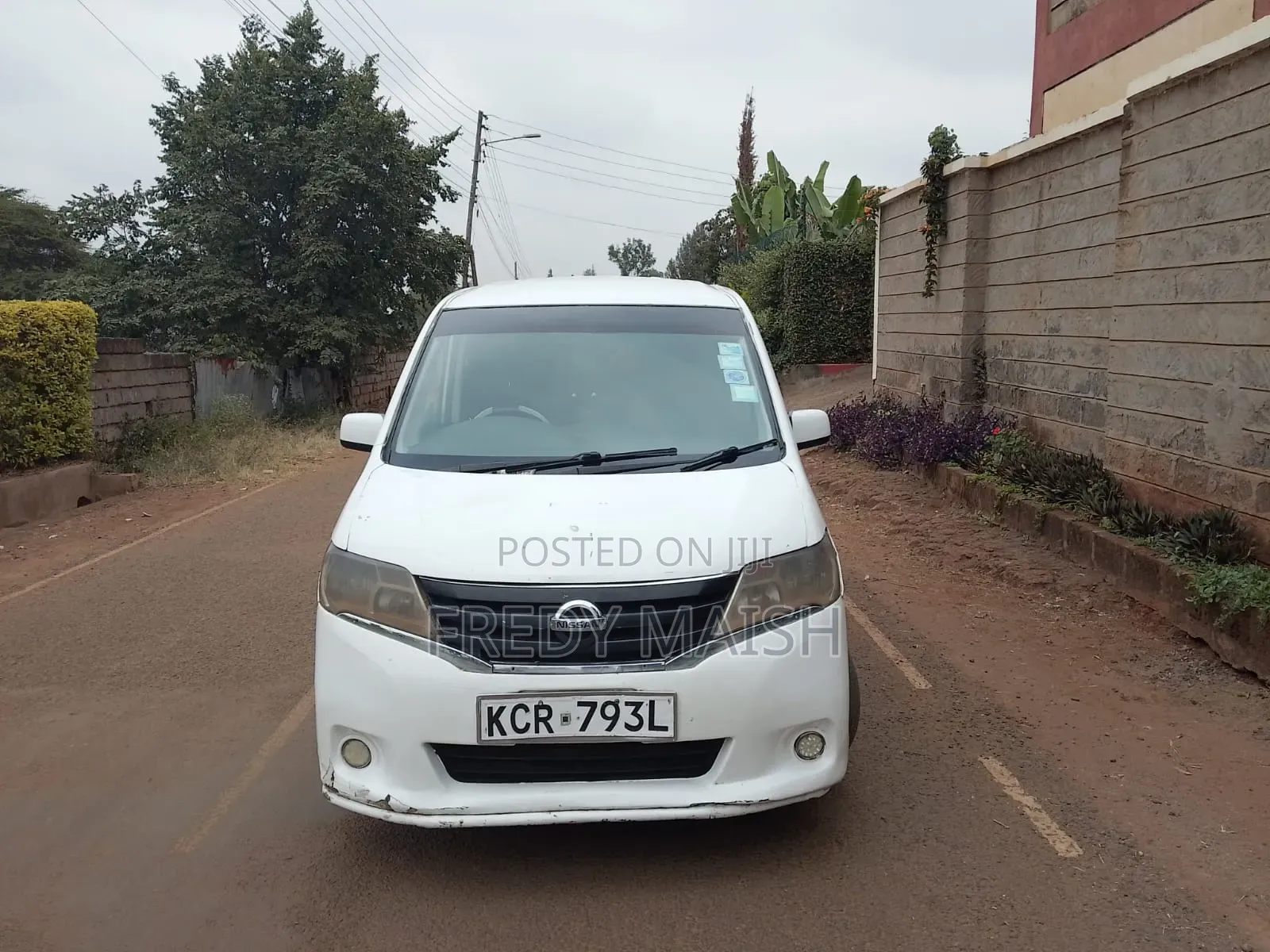 Nissan Serena 2011 White
