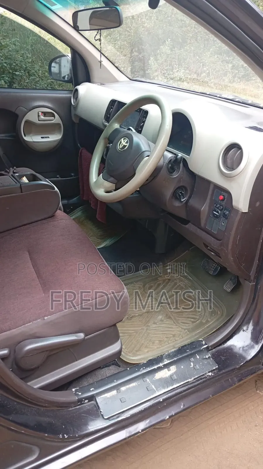 Toyota Passo 2011 Black