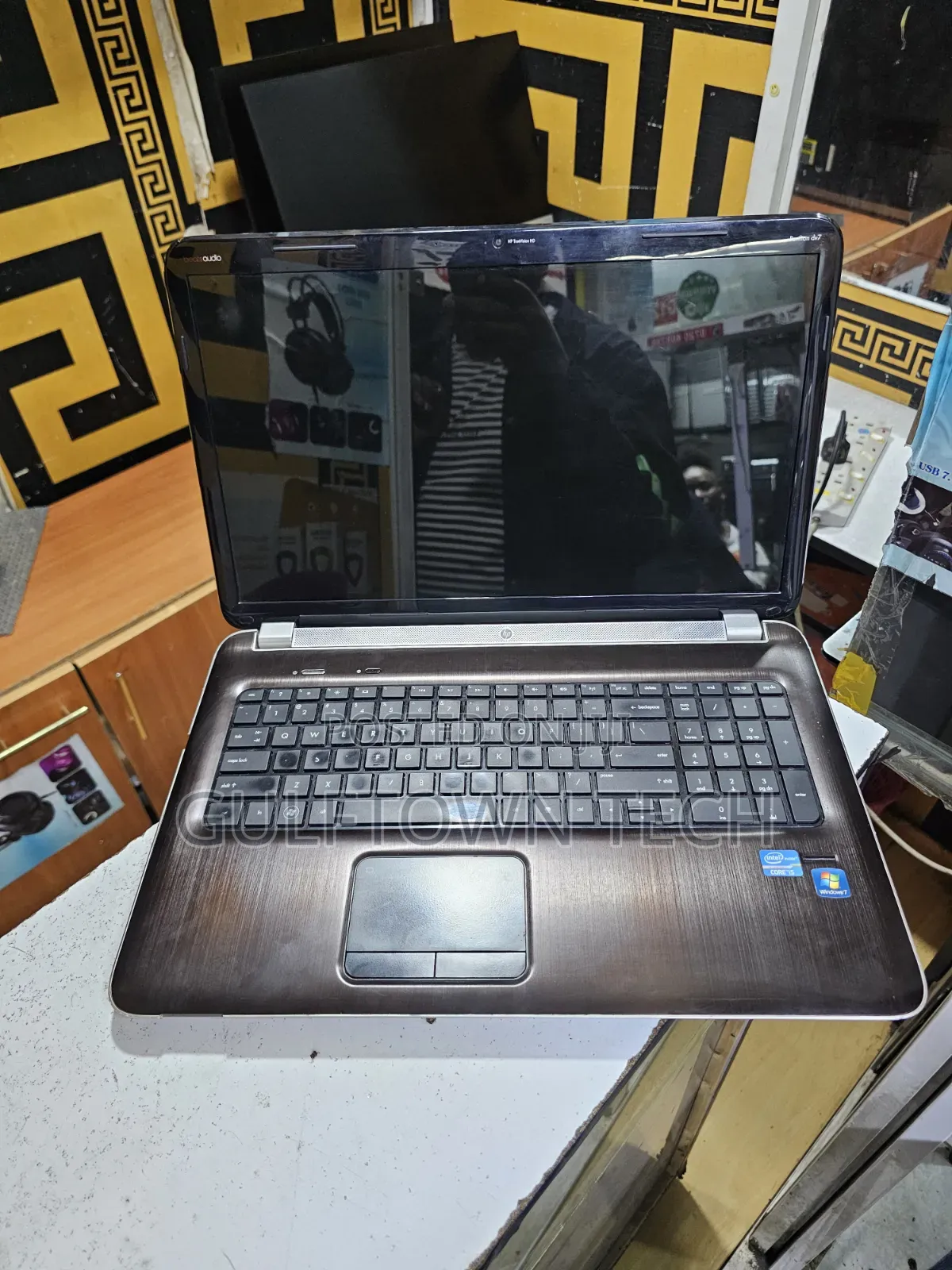 Laptop HP Pavilion Dv7 6GB Intel Core i5 HDD 250GB
