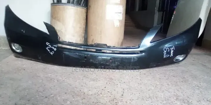 Lexus Rx270 Front Bumper