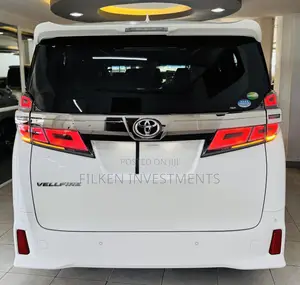 Toyota Vellfire 2020 White