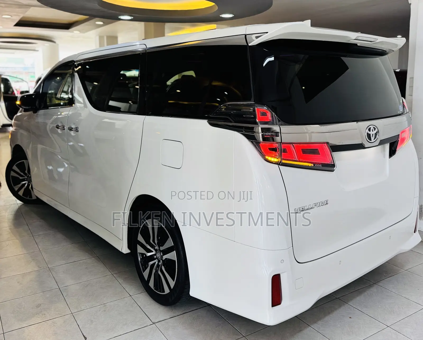 Toyota Vellfire 2020 White