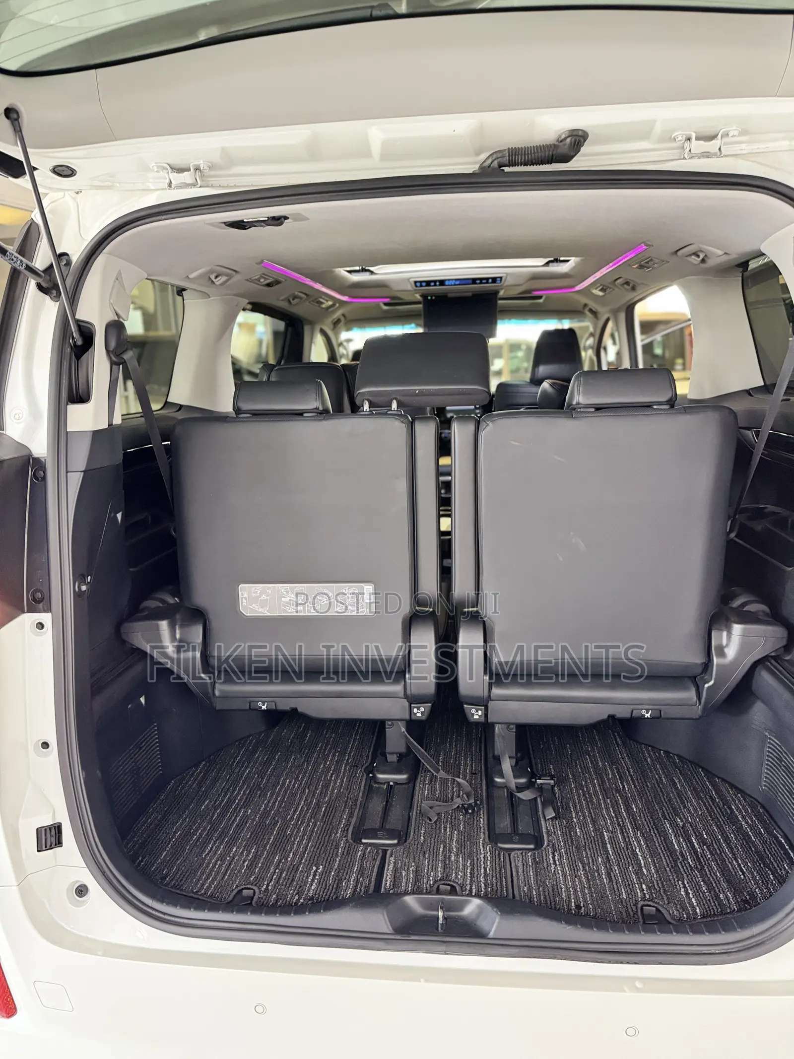 Toyota Vellfire 2020 White