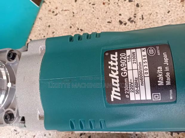 9" Makita Angle Grinder - thumbnail 3