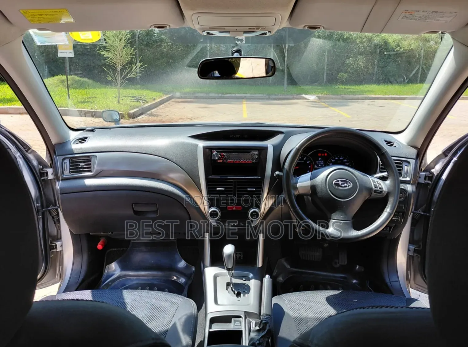 Subaru Forester 2011 Silver