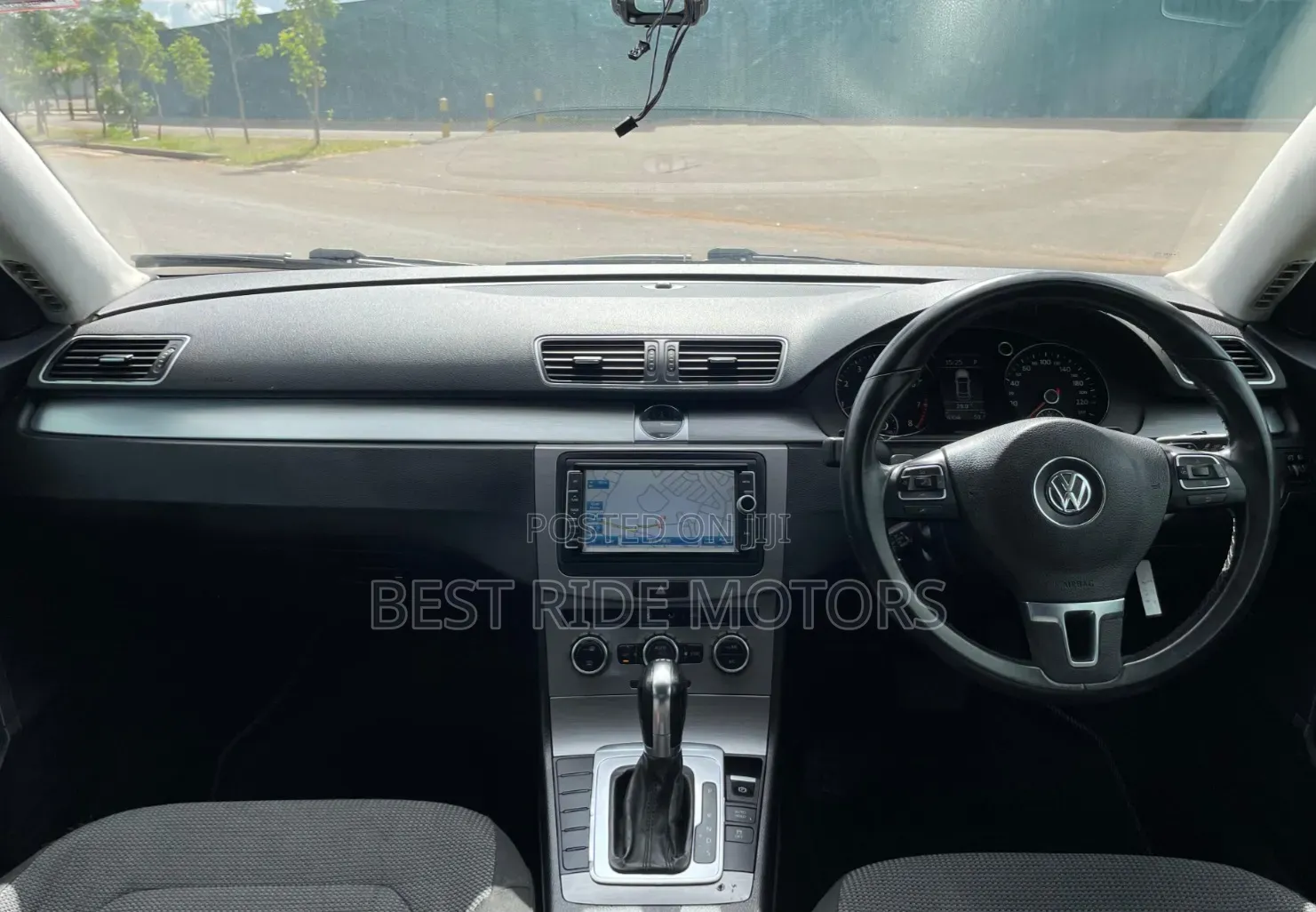 Volkswagen Passat 2013 White
