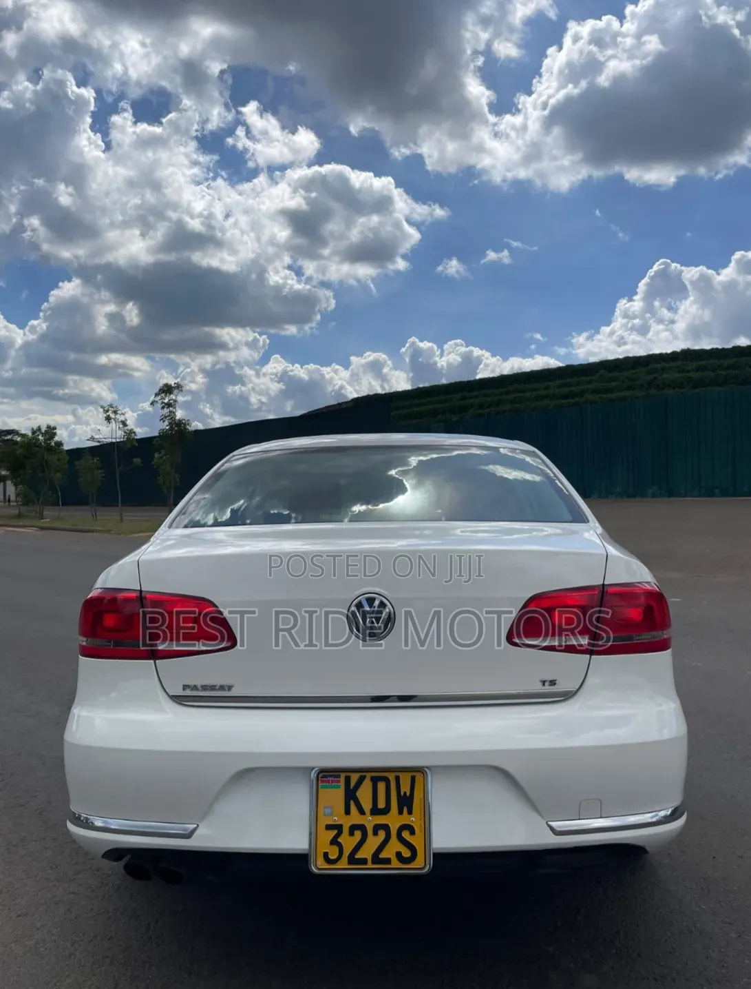 Volkswagen Passat 2013 White