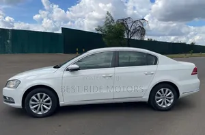 Volkswagen Passat 2013 White