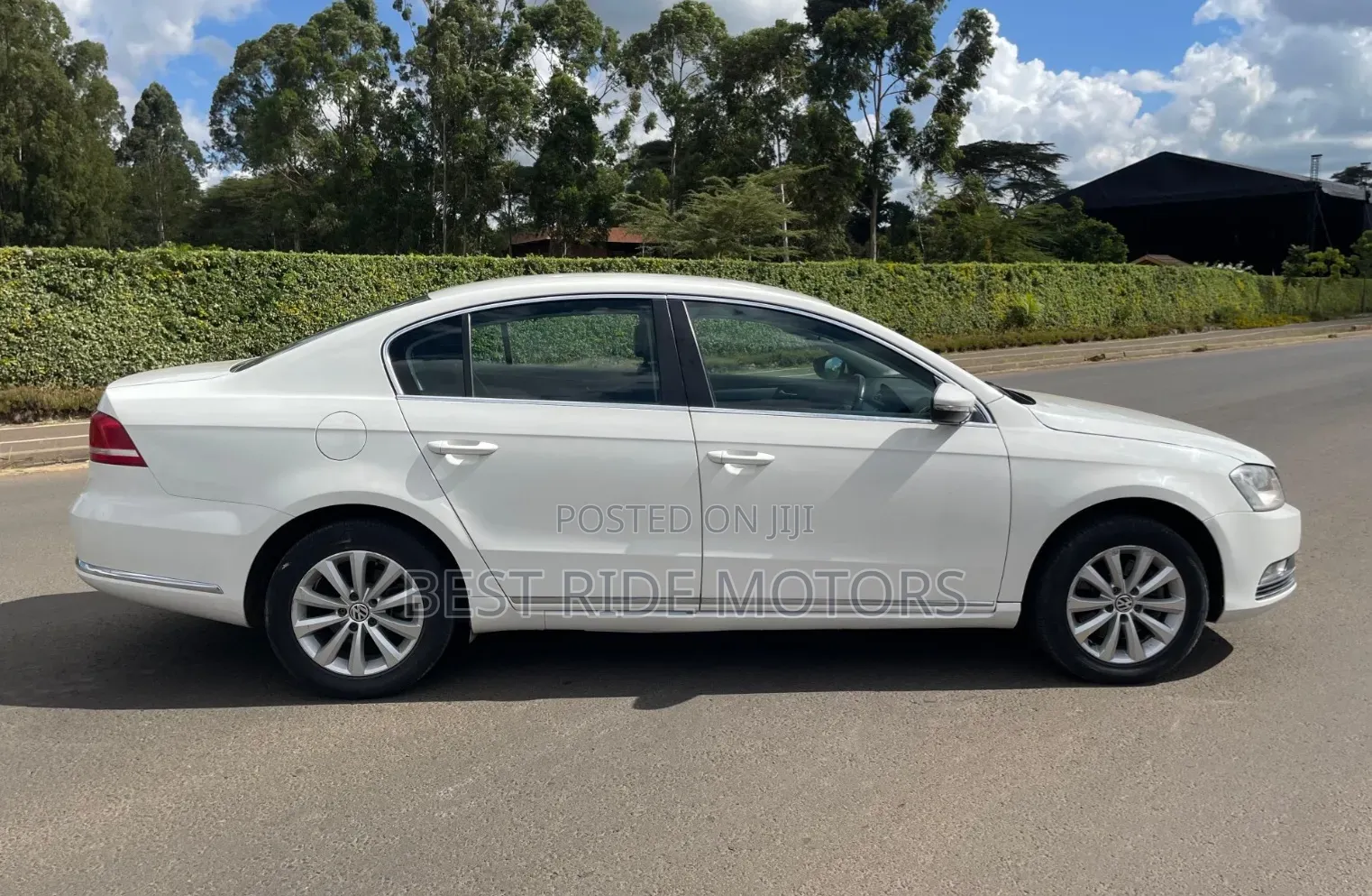Volkswagen Passat 2013 White