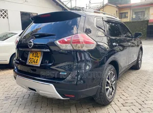Nissan X-Trail 2.0 Petrol AWD 2014 Black