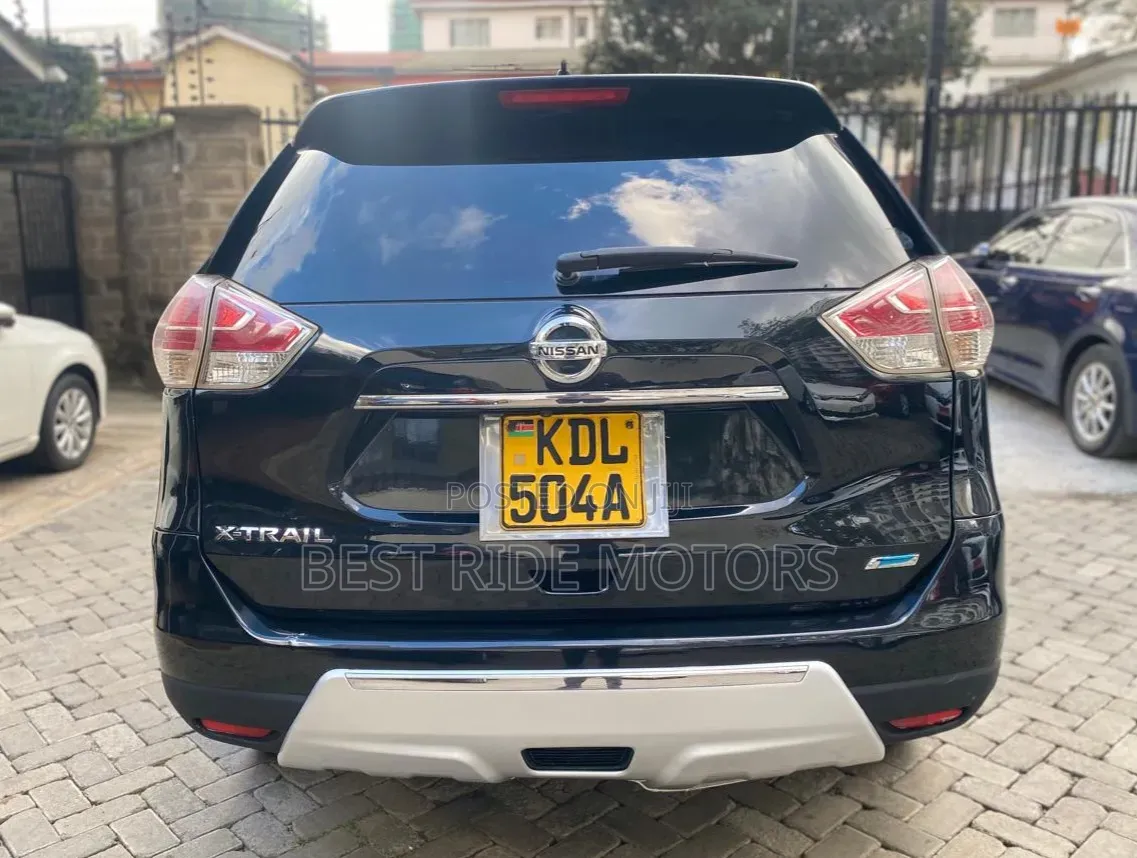 Nissan X-Trail 2.0 Petrol AWD 2014 Black