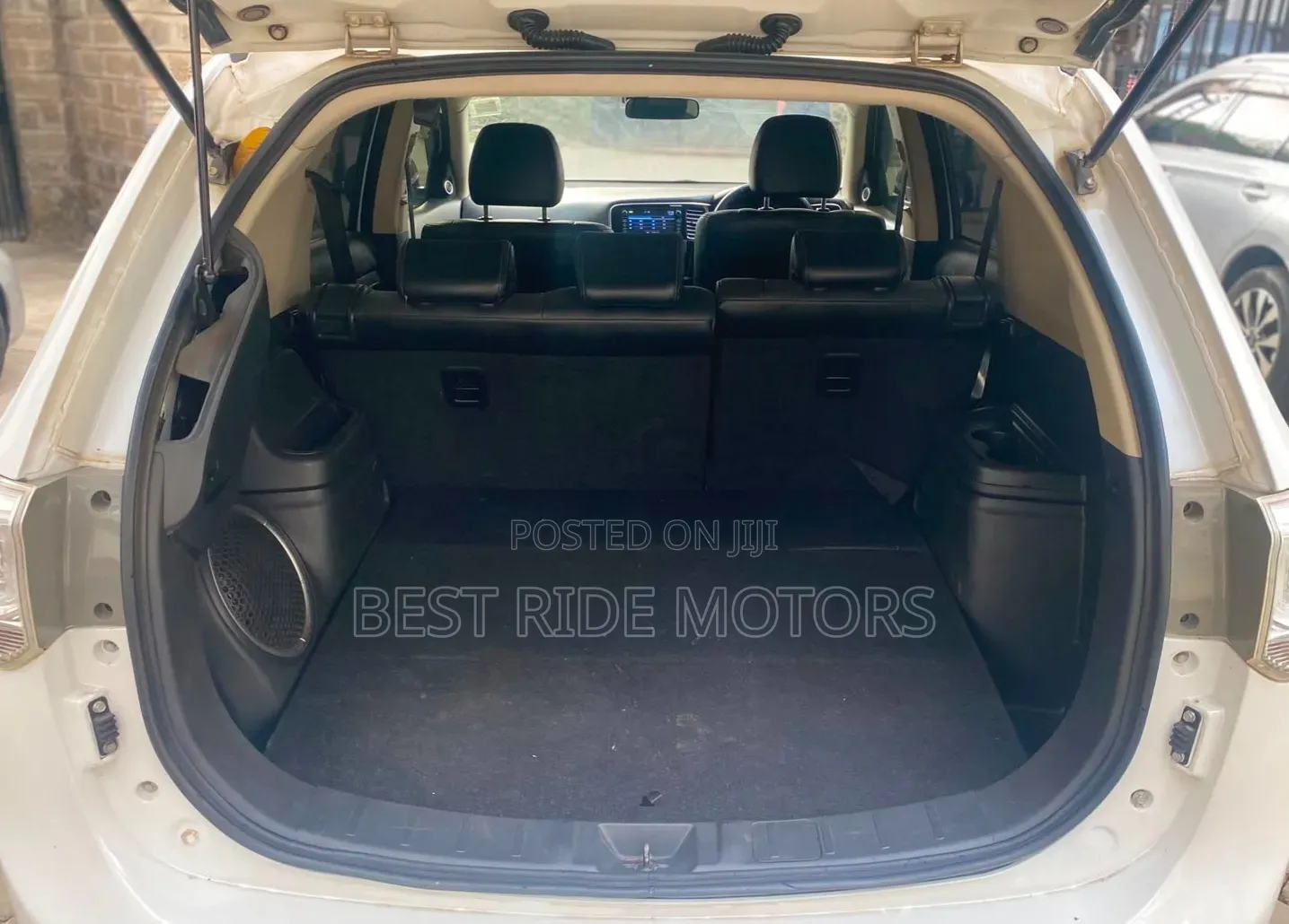 Mitsubishi Outlander 2.0 PHEV AWD 2014 White