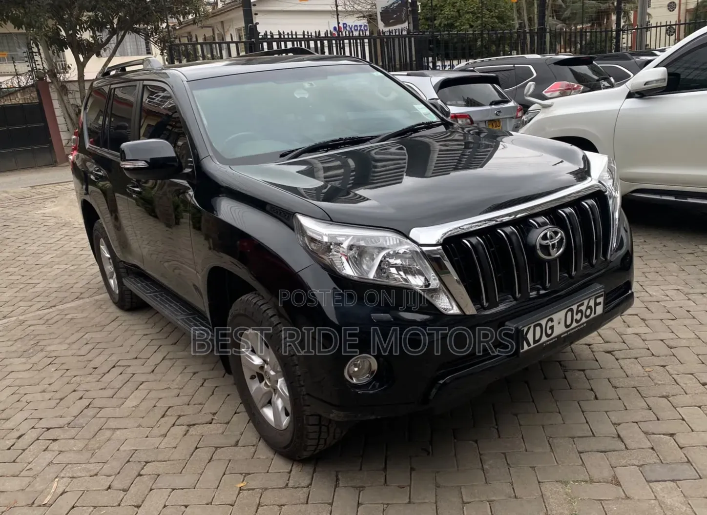 Toyota Land Cruiser Prado 2.8 D-4D 2016 Black