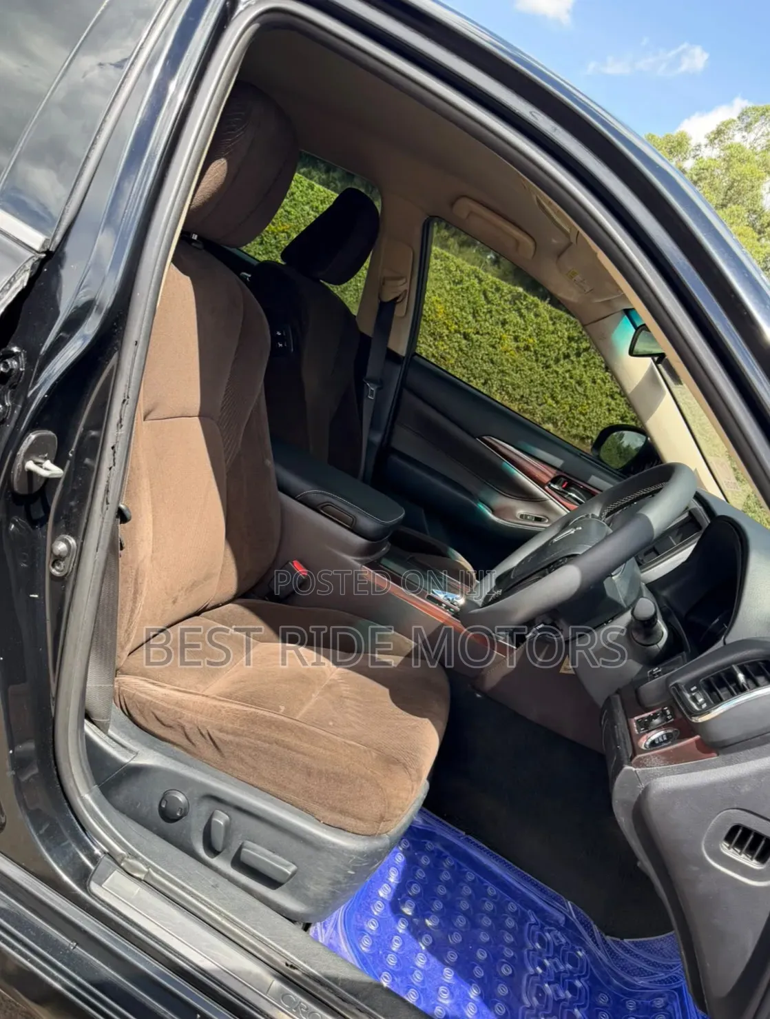 Toyota Crown 2013 Black