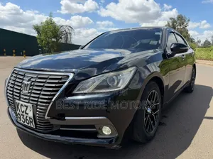 Toyota Crown 2013 Black