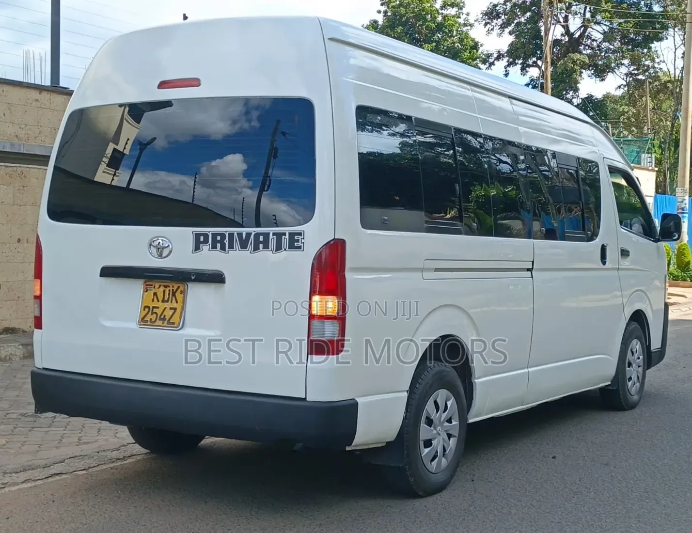 Toyota Grand HiAce 2017 White