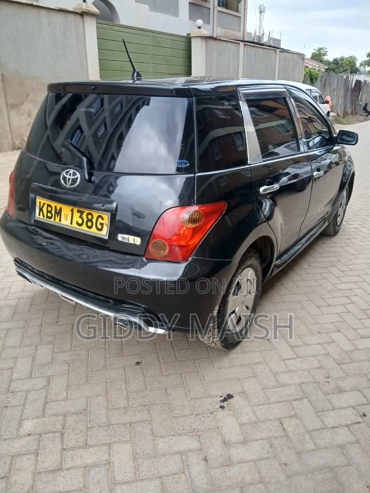 Toyota IST 2005 Black