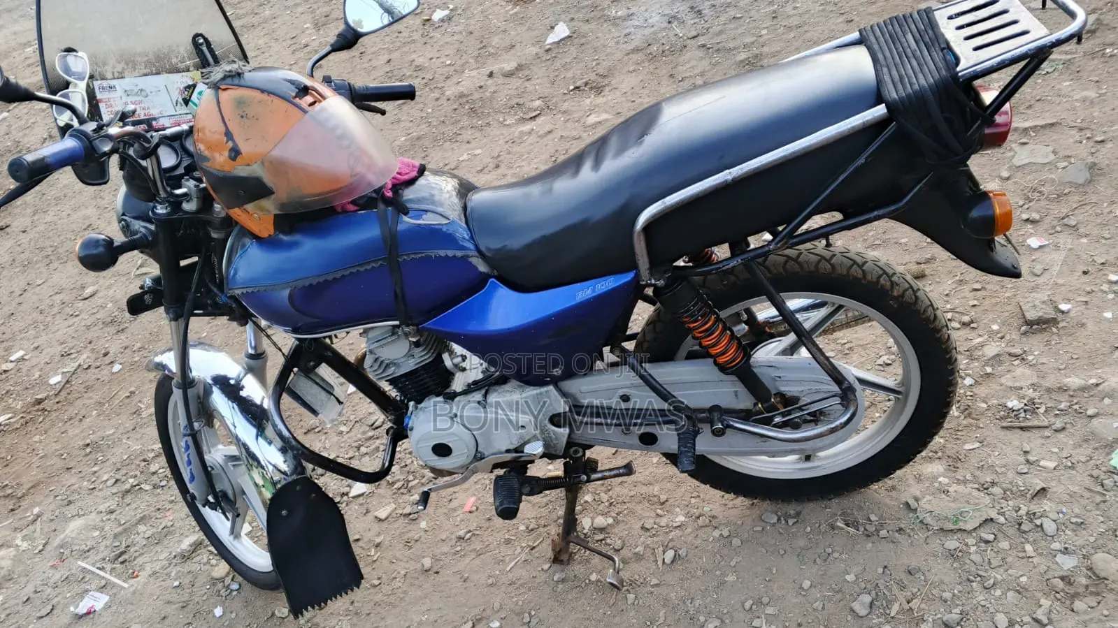 Bajaj Boxer 100 2022 Blue