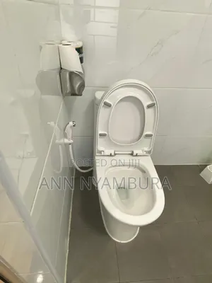 Modern Studio Airbnb