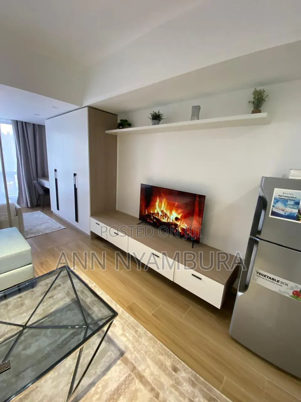 Modern Studio Airbnb