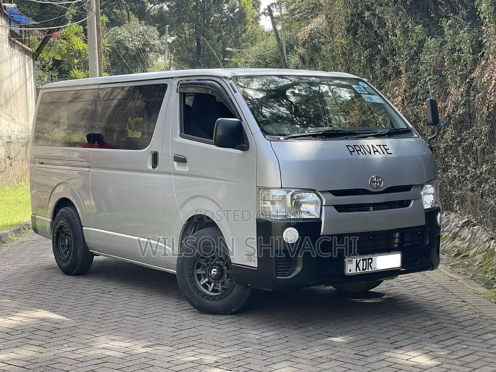 Toyota HiAce 2017 Silver