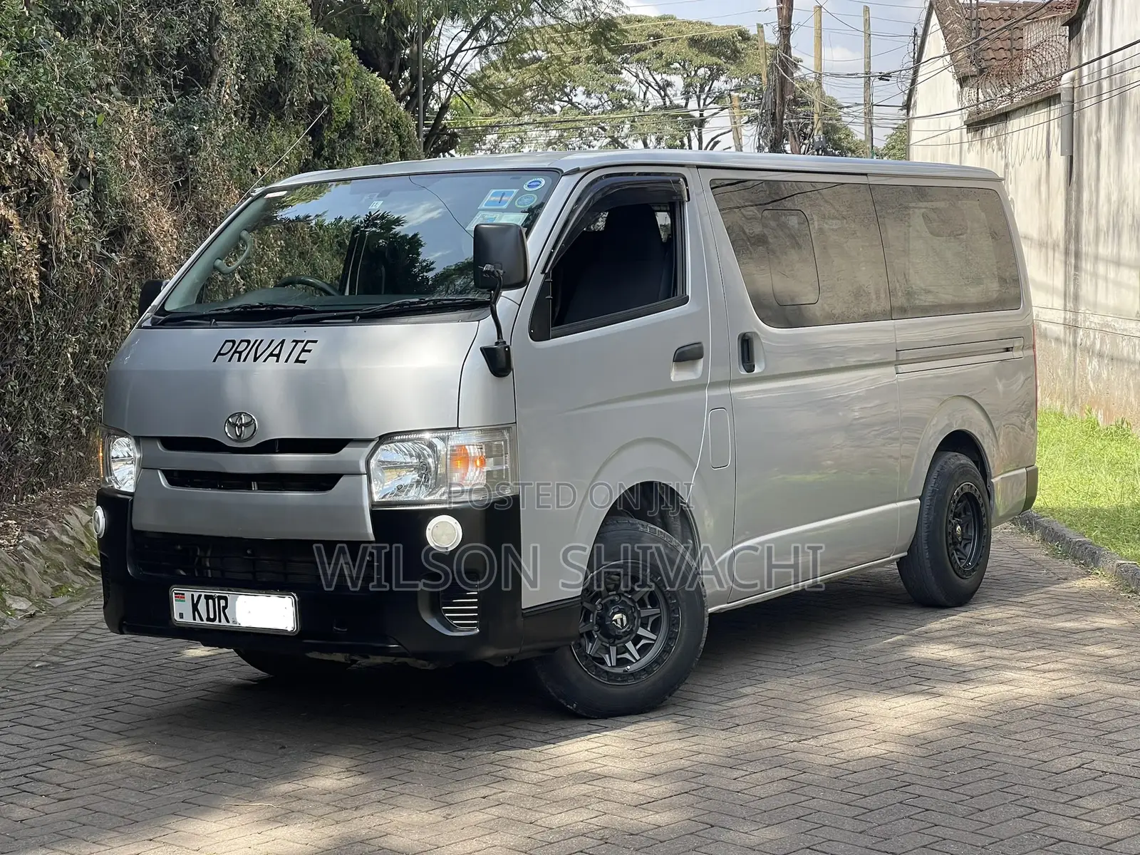 Toyota HiAce 2017 Silver
