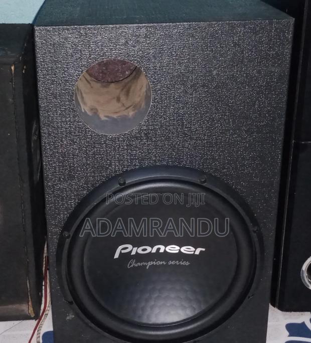 Bas Speaker