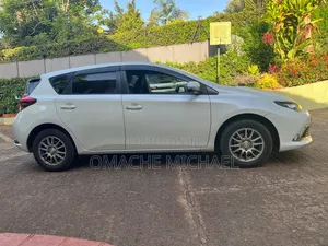 Toyota Auris 2016 White