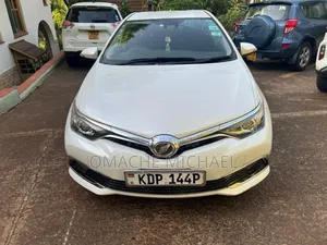 Toyota Auris 2016 White