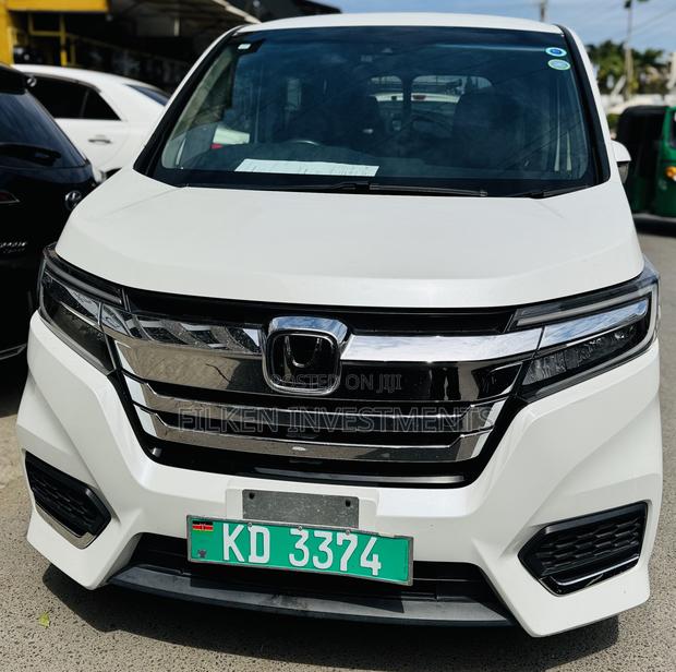 Honda Stepwgn 2020 White - thumbnail 3