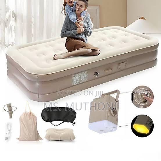 Single-High Inflatable Air Mattress Bed With Inbuilt Pump 2 Pillows - thumbnail 4