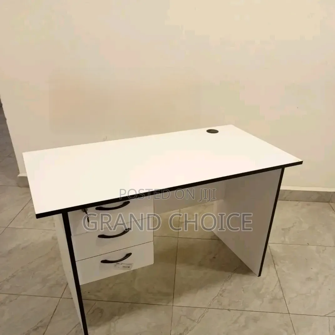 Standard Office Working Desk With Drawer and Extensions Holder