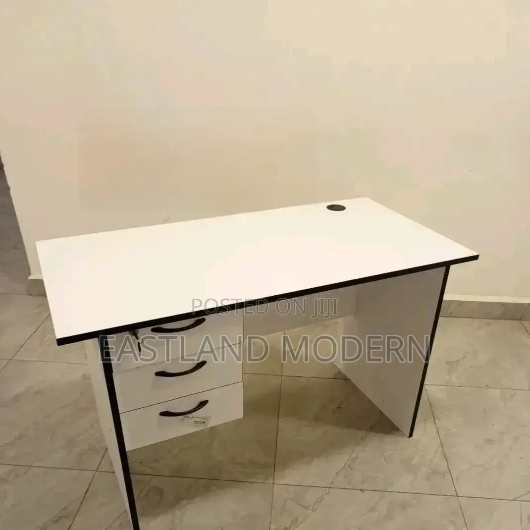 Standard Office Working Desk With Drawer and Extensions Holder