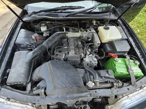 Toyota Mark II 2000 Blue