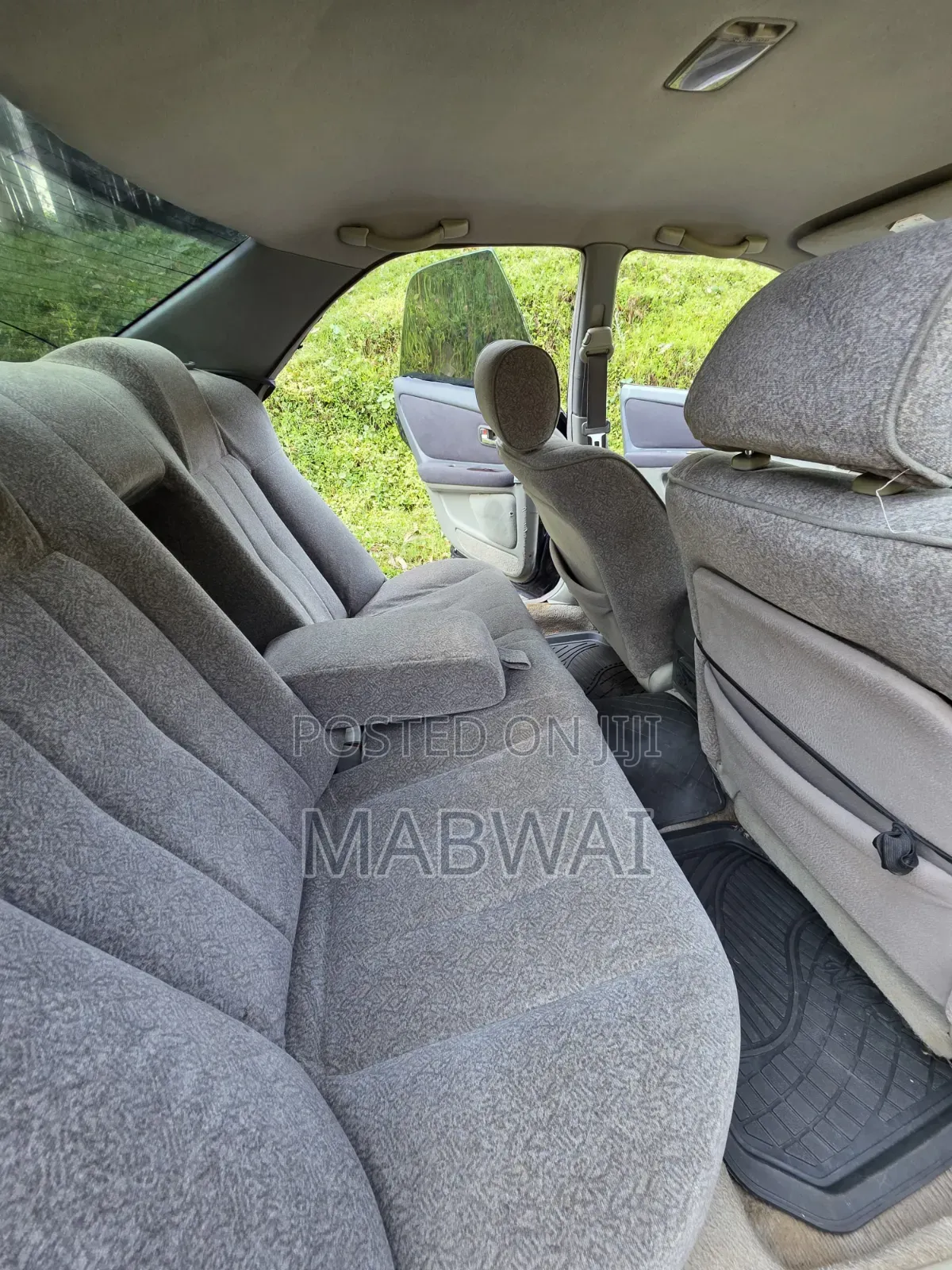 Toyota Mark II 2000 Blue