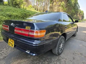 Toyota Mark II 2000 Blue