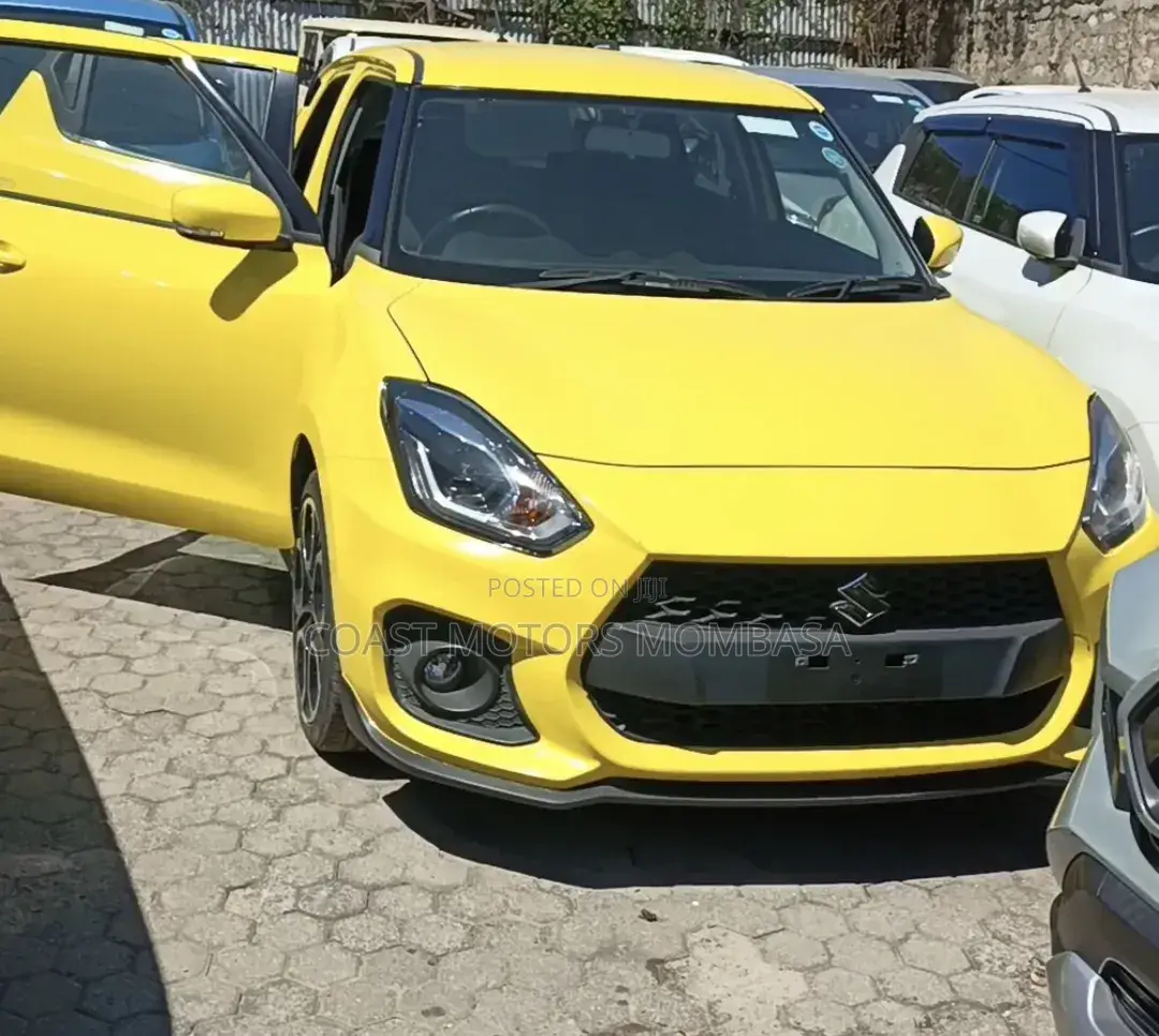 Suzuki Swift 2019 Yellow