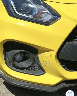 Suzuki Swift 2019 Yellow