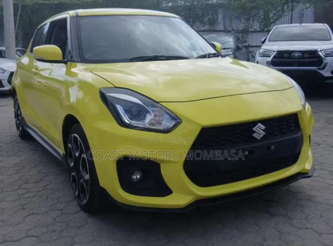Suzuki Swift 2019 Yellow
