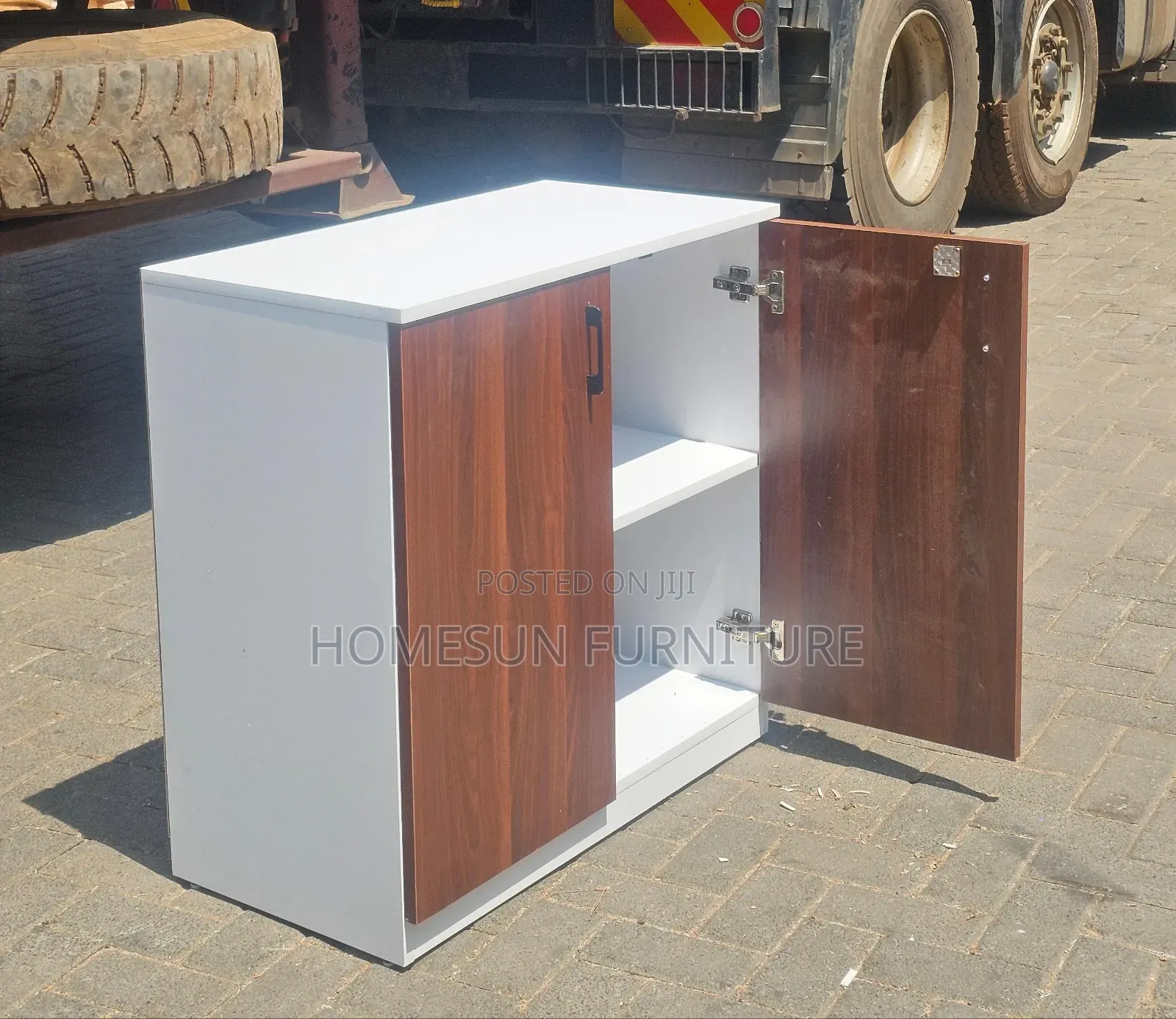 2 Door Office Cridenz