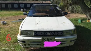 Toyota Corolla Station Wagon 1999 White