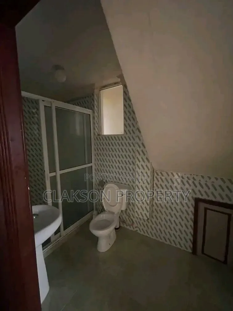 5bdrm Apartment in Kileleshwa for rent