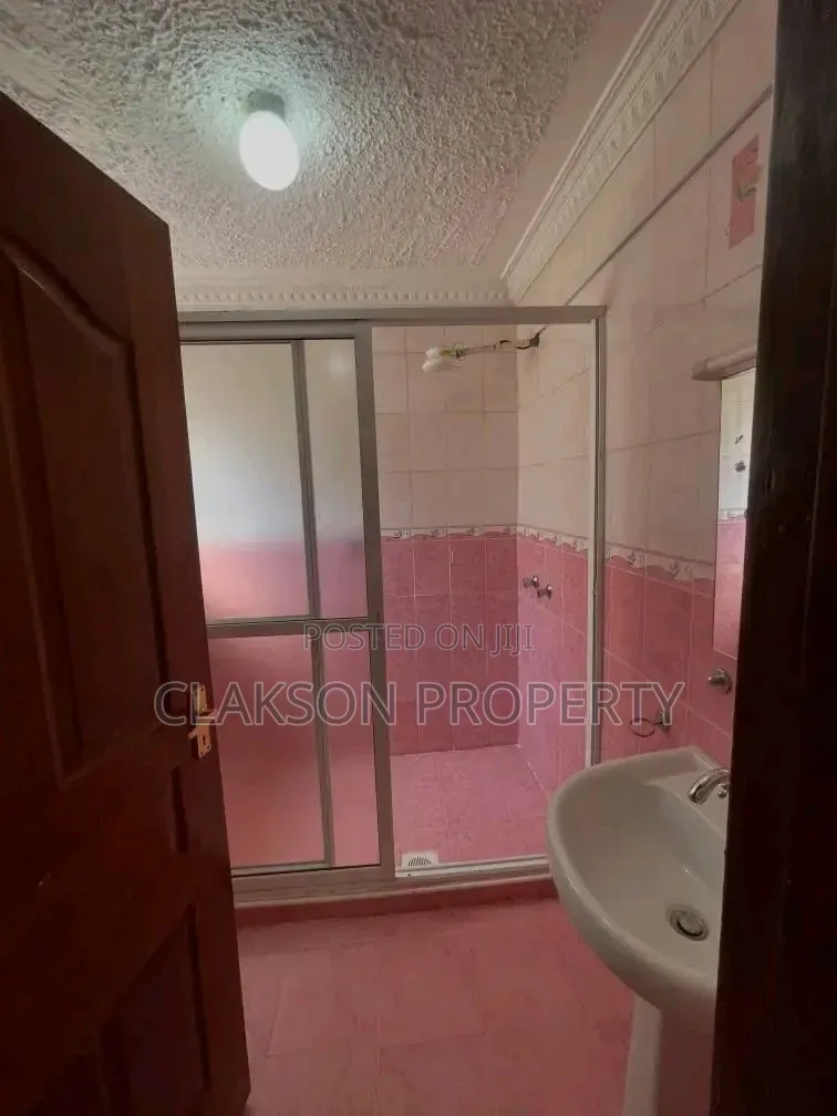 5bdrm Apartment in Kileleshwa for rent