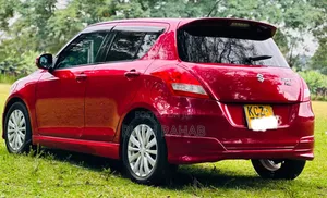 Suzuki Swift 2013 Red