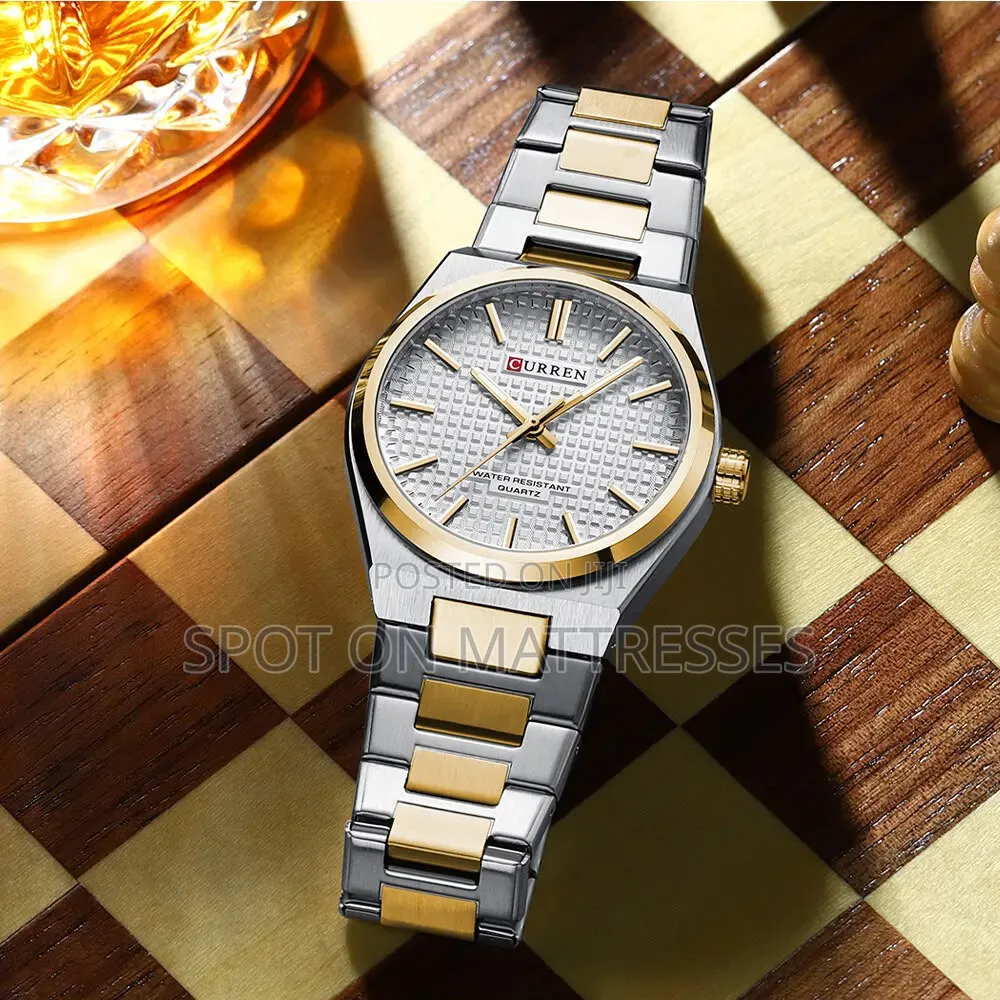 Currn Watch for Gents. Stainless Steel. Date Display. Water Resistant.