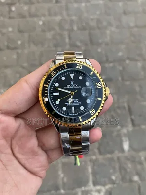 Rolex Submariner Automatic Watch for Gents. Up to 38hrs Power Reserve.