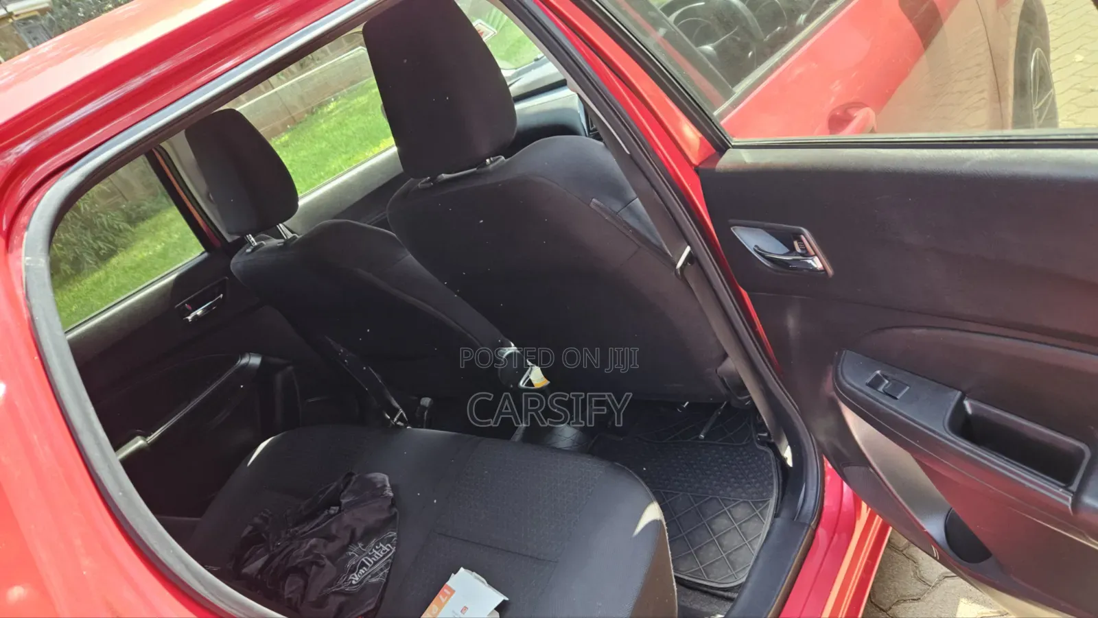 Suzuki Swift 2019 Red