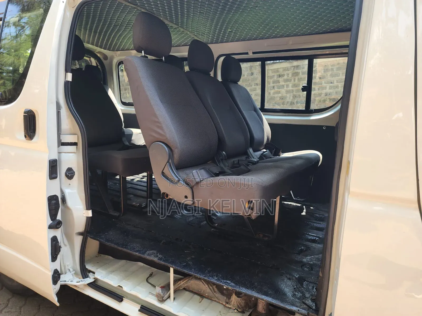 Toyota HiAce 2009 White